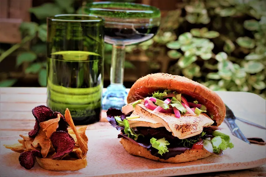 Mediterranea Vegan Burger