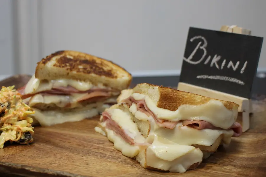 Sandwich Bikini
