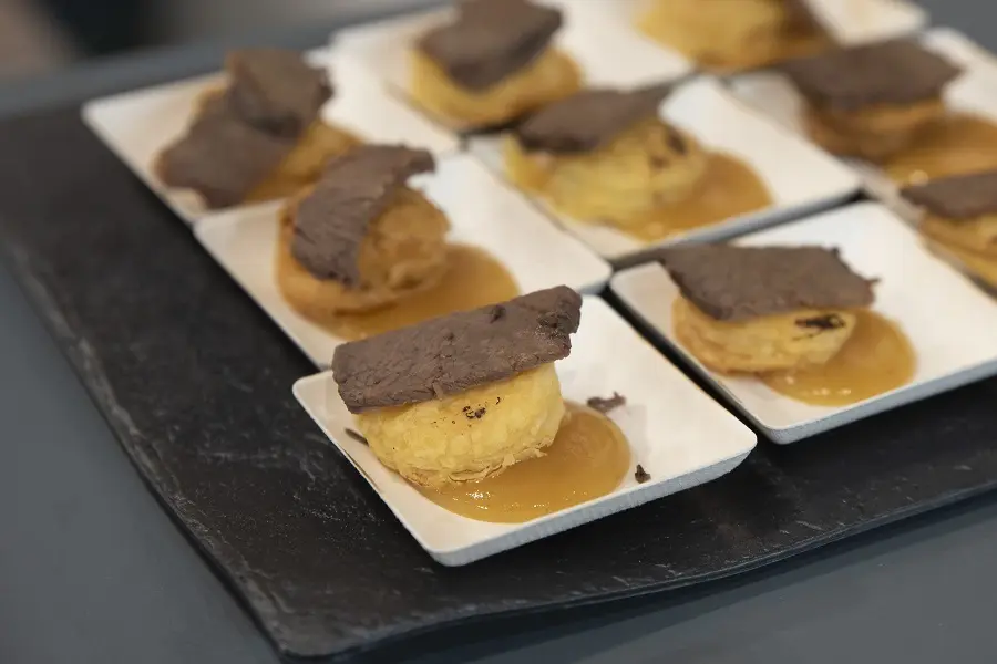 receta_Tournedós de Lomo de Ciervo con Salsa de Ciruelas