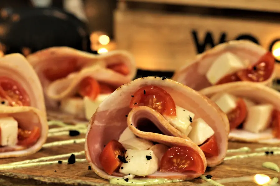 receta_Arrollados de Porchetta y Ensalada Caprese